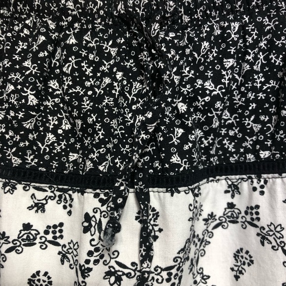 Last Chance $7 or 👛5/$25 At Last & Company Cotton Skirt Black/White M - Picture 5 of 5
